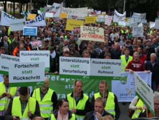 Bauern fordern Neuausrichtung der rot-grünen Agrarpolitik in Niedersachsen -