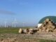 Biogasanlage und Windräder